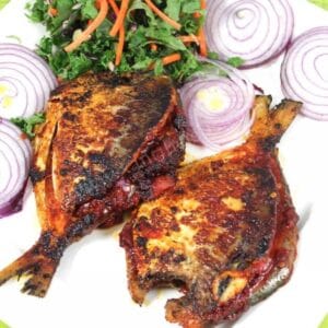 RED MASALA STUFFED SILVER POMFRETS